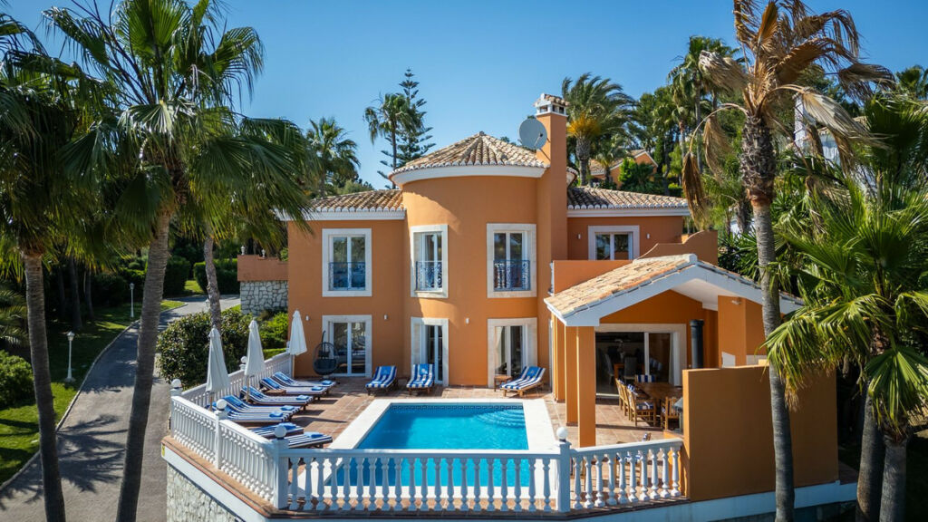 Detached Villa La Cala de Mijas Málaga - image 2