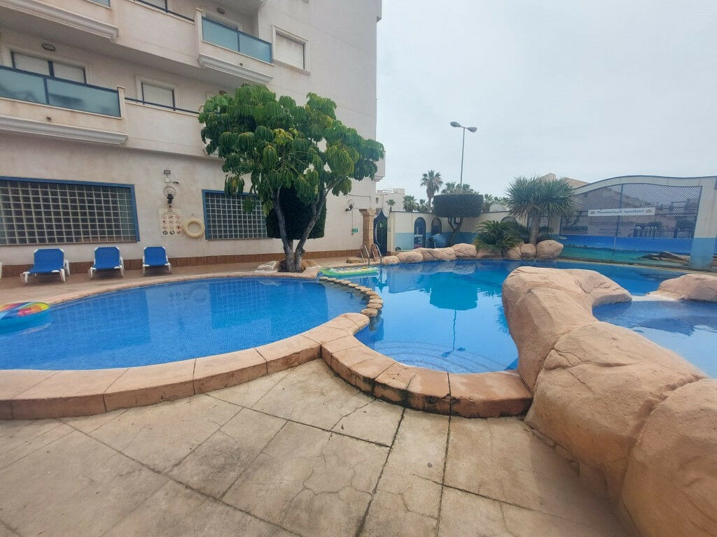 Middle Floor Apartment Orihuela Alicante - image 2
