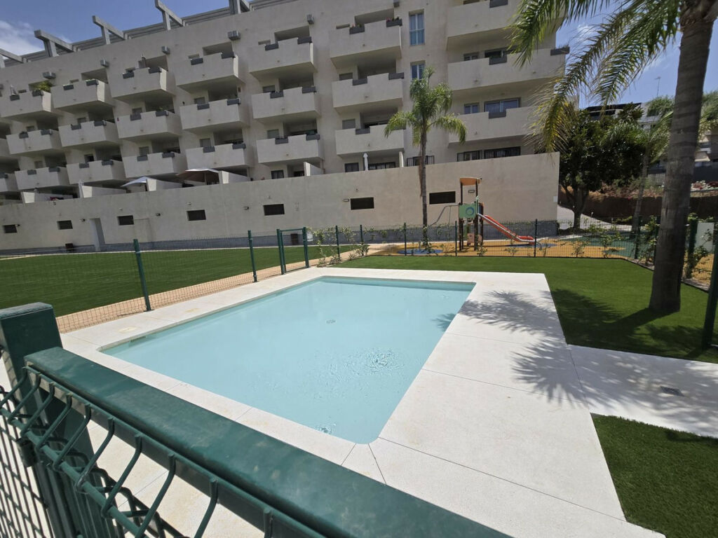 Middle Floor Apartment Riviera del Sol Málaga - image 2