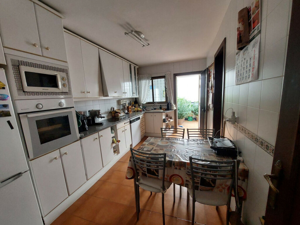 Townhouse Las Lagunas Málaga - image 2