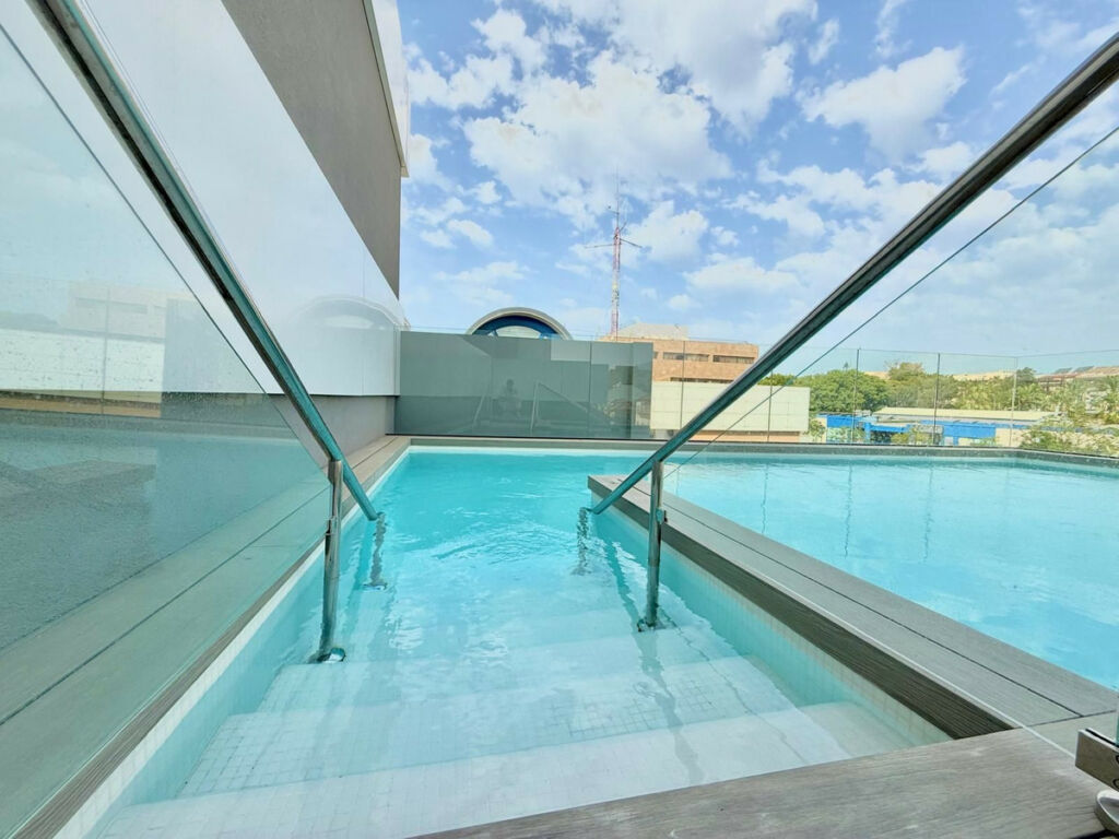 Middle Floor Apartment Fuengirola Málaga - image 4