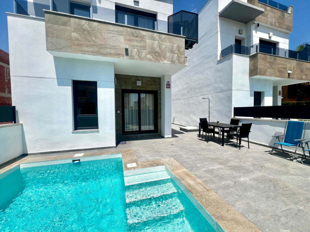Detached Villa La Siesta Alicante - image 2