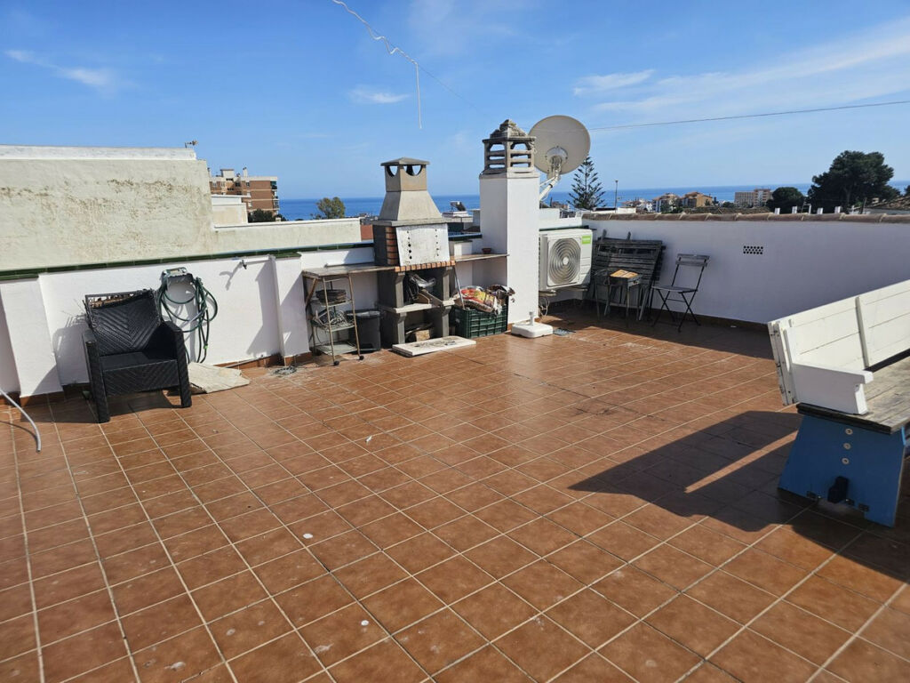Middle Floor Apartment Torremolinos Málaga - image 2