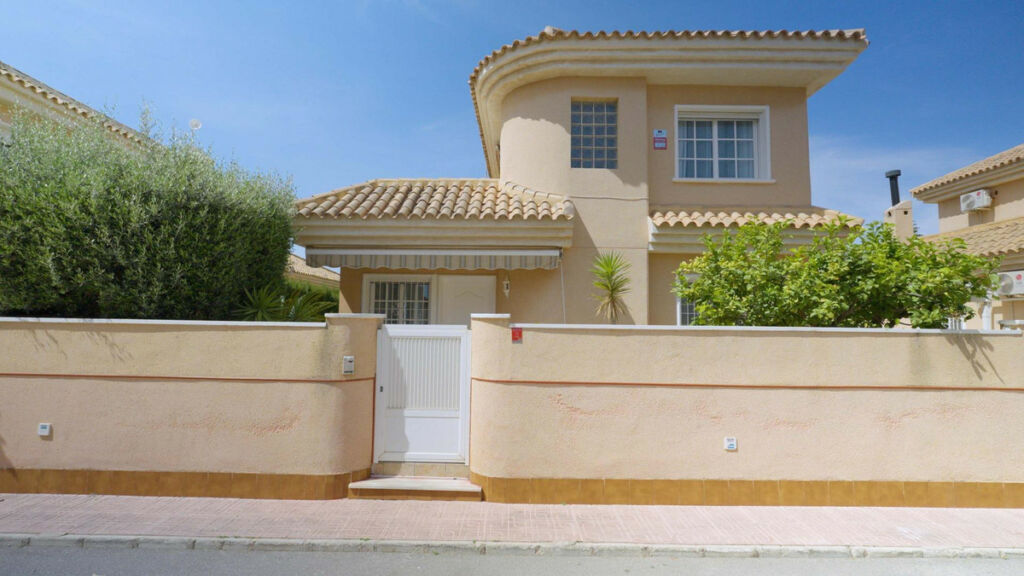 Detached Villa Punta Prima Alicante - image 47