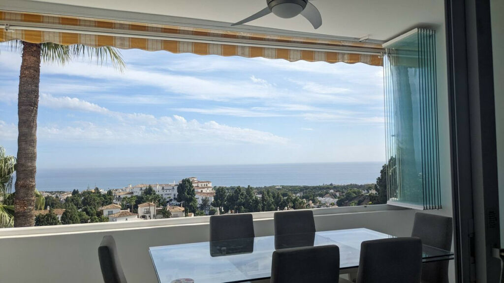 Penthouse Duplex Calahonda Málaga - image 4