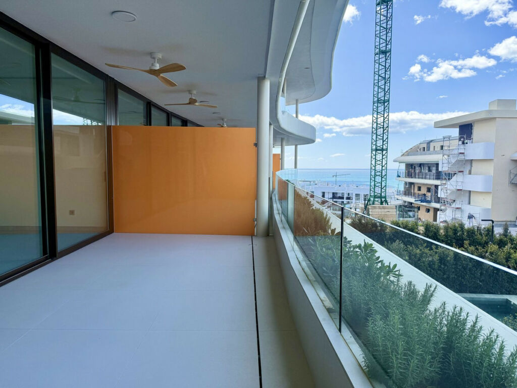 Middle Floor Apartment Fuengirola Málaga - image 2