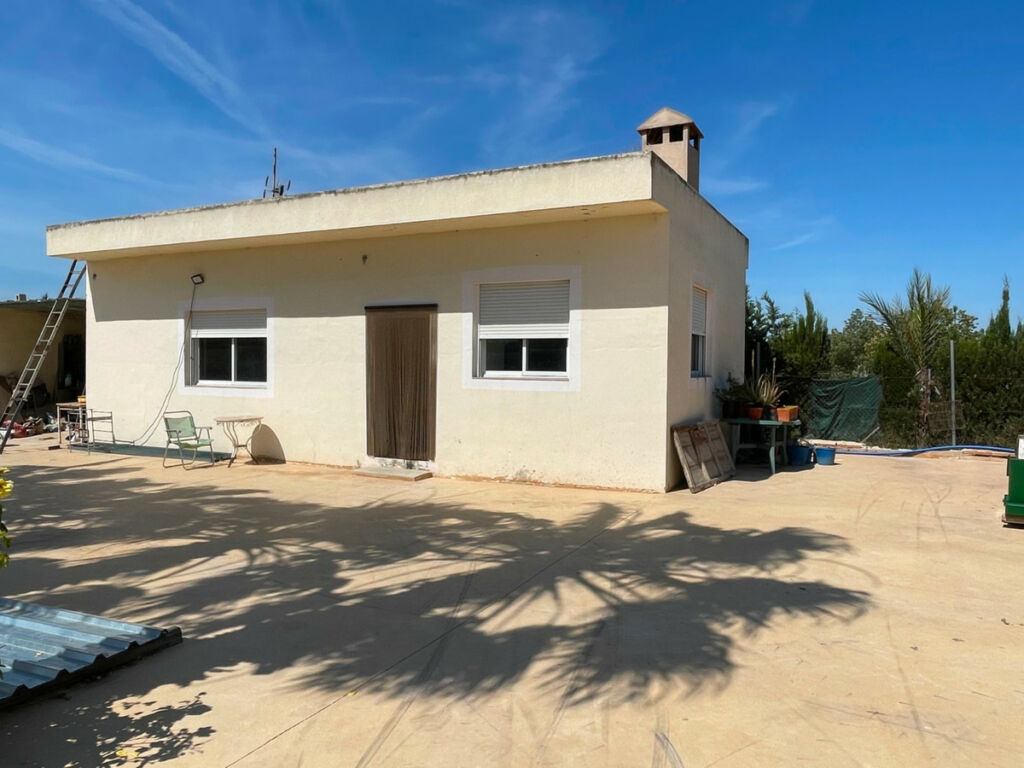 Detached Villa Crevillent Alicante - image 2