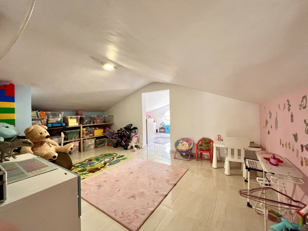 Detached Villa San Miguel de Salinas Alicante - image 20
