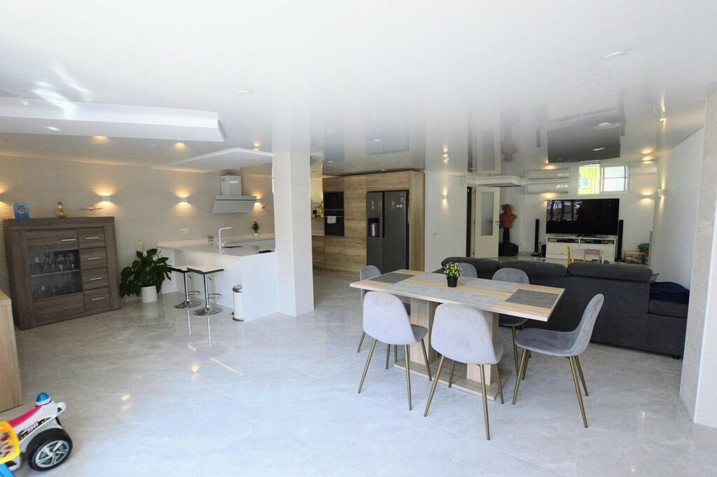 Detached Villa Los Altos Alicante - image 21