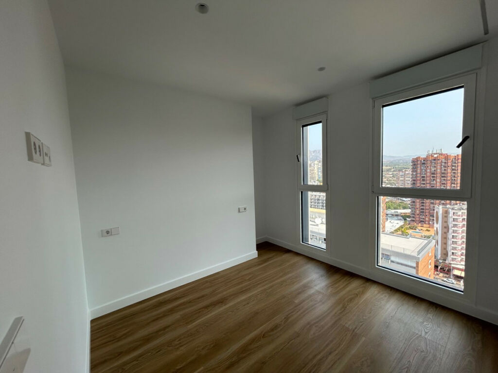 Middle Floor Apartment Benidorm Alicante - image 20