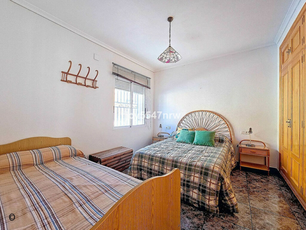 Townhouse Pinoso Alicante - image 20