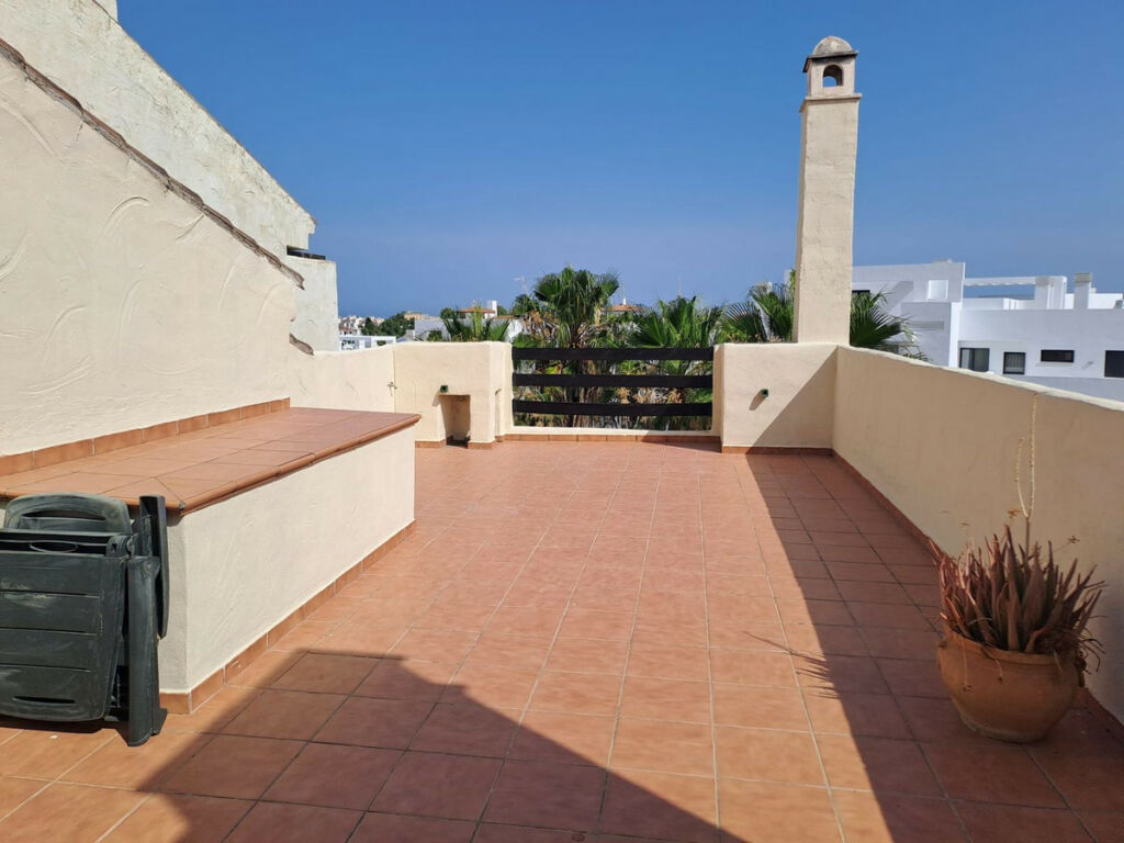 Middle Floor Apartment Estepona Málaga - image 22