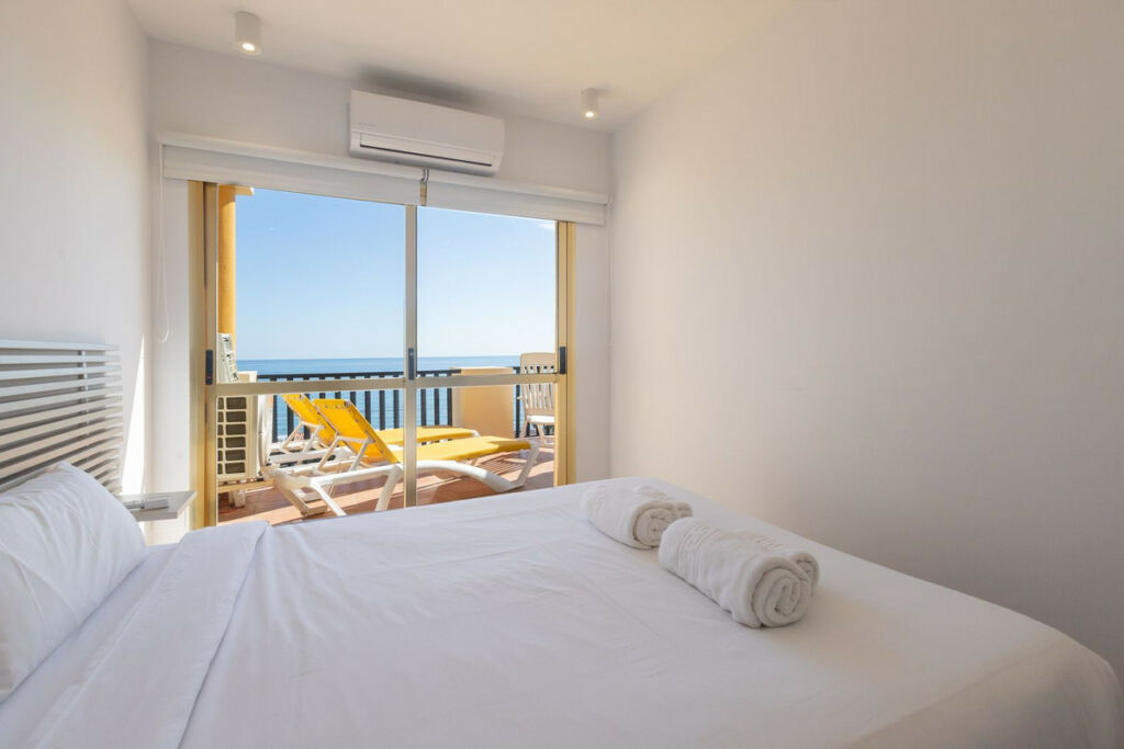 Penthouse Elviria Málaga - image 20