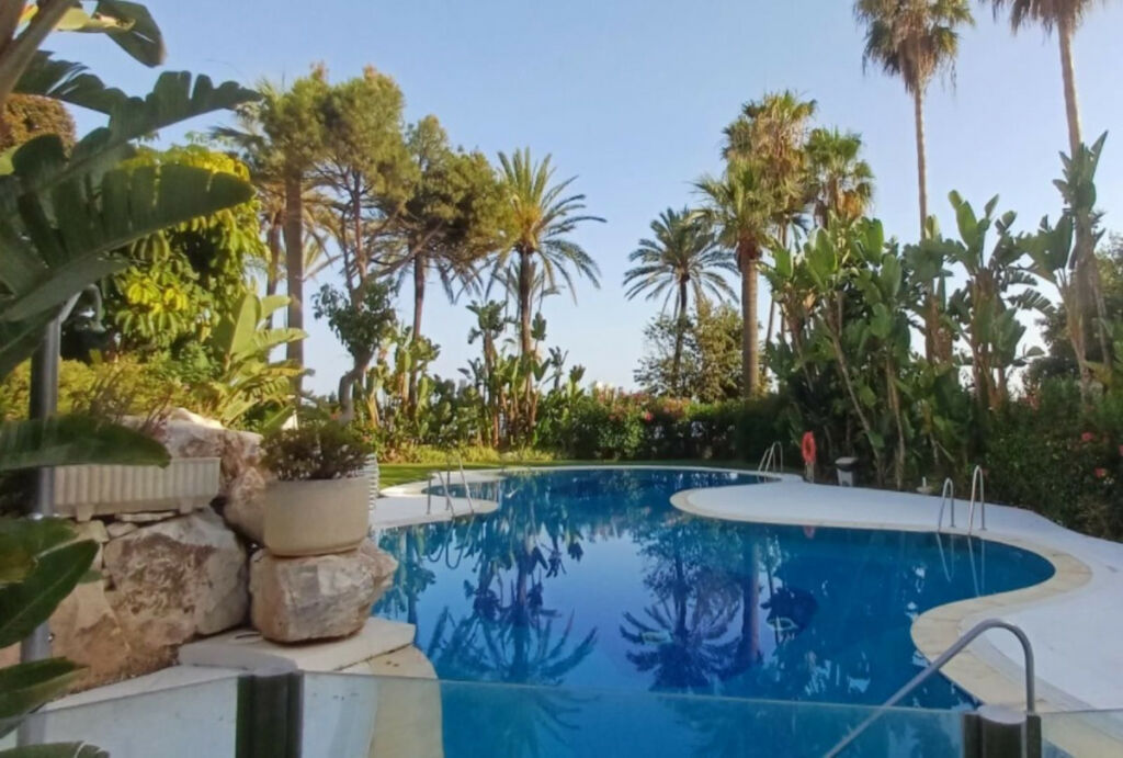 Middle Floor Apartment Marbella Málaga - image 19