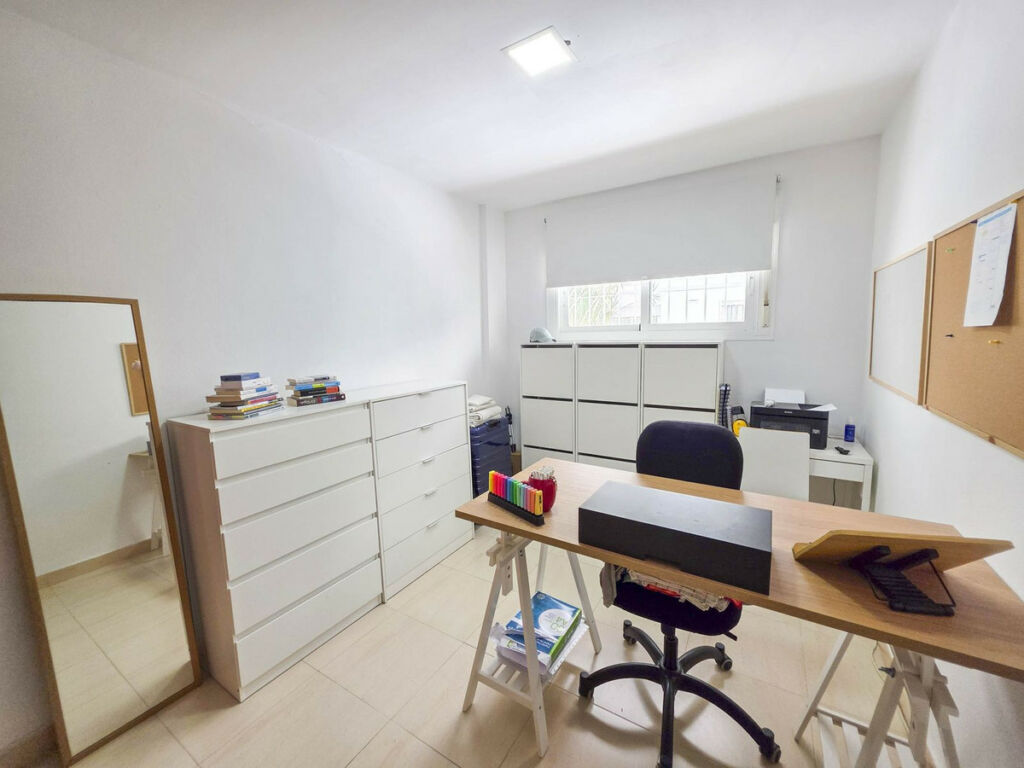 Middle Floor Apartment San Luis de Sabinillas Málaga - image 20