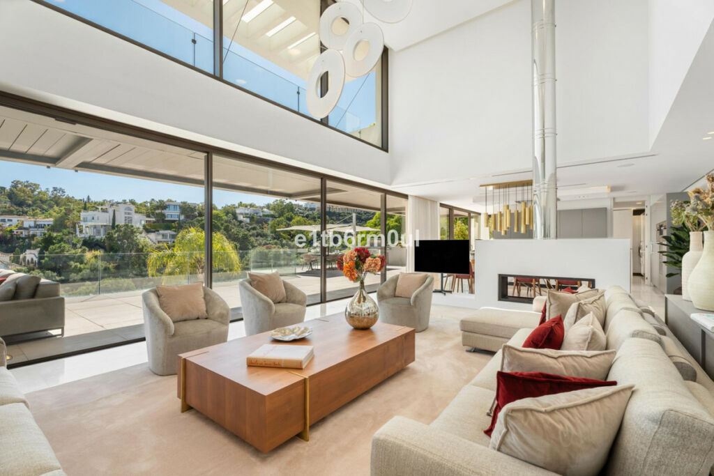 Detached Villa La Quinta Málaga - image 20