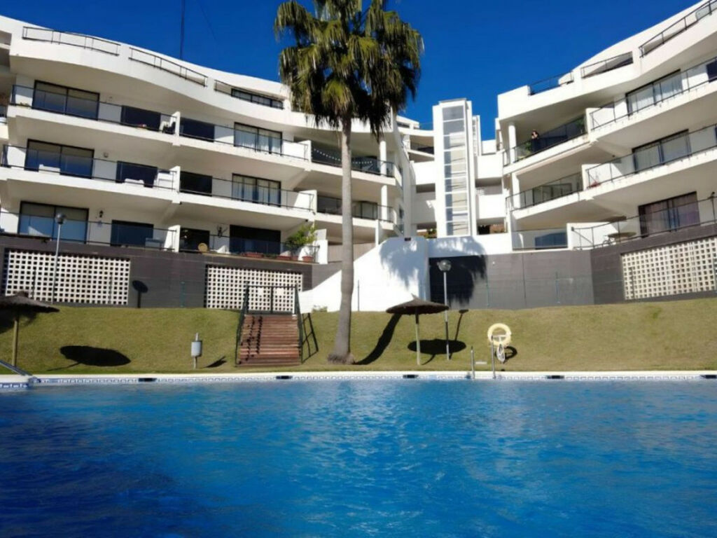 Middle Floor Apartment Riviera del Sol Málaga - image 20