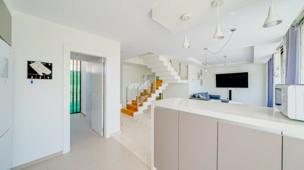 Townhouse Villajoyosa Alicante - image 20