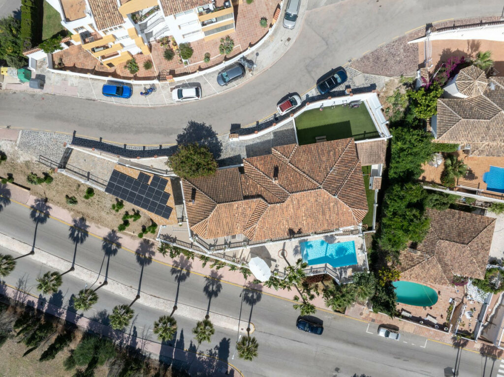 Detached Villa Miraflores Málaga - image 20