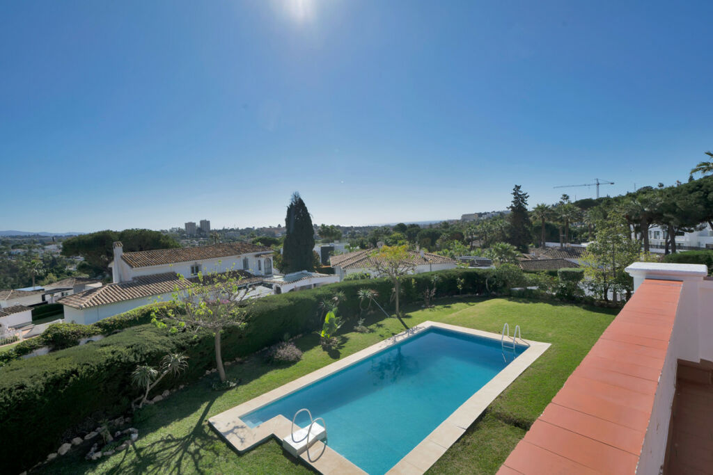Detached Villa Las Brisas Málaga - image 20