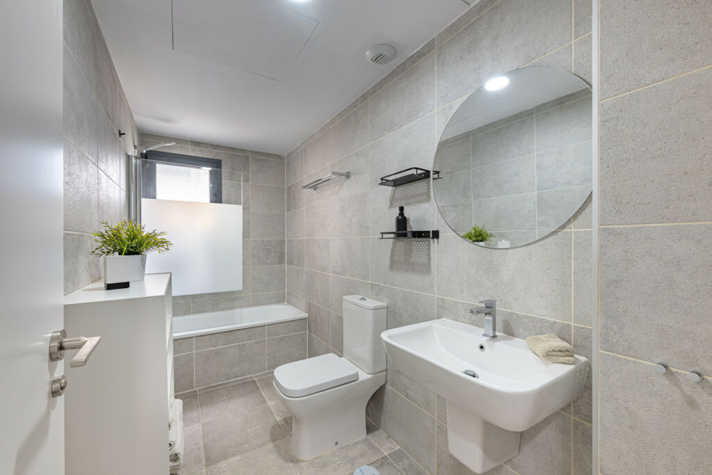 Middle Floor Apartment Estepona Málaga - image 19