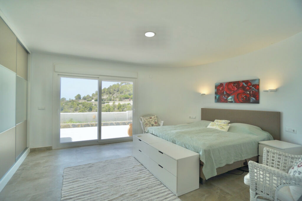 Detached Villa Montemar Alicante - image 20