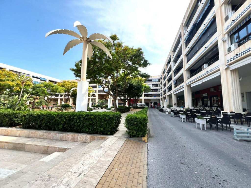 Middle Floor Apartment Guardamar del Segura Alicante - image 20