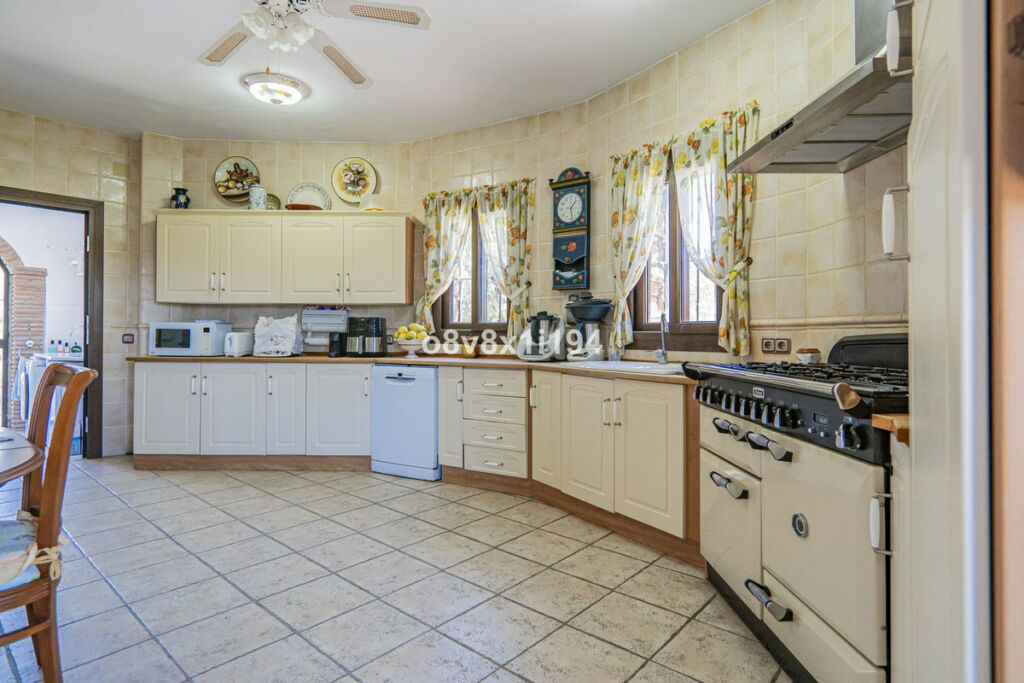 Detached Villa Cártama Málaga - image 20