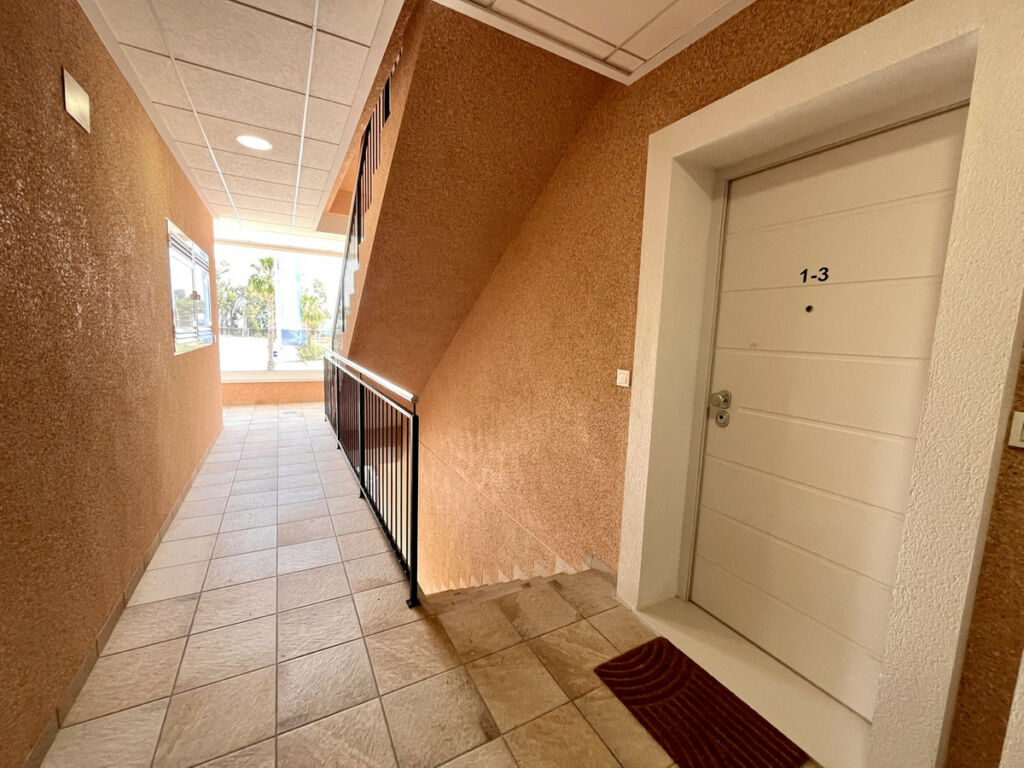 Middle Floor Apartment Guardamar del Segura Alicante - image 20