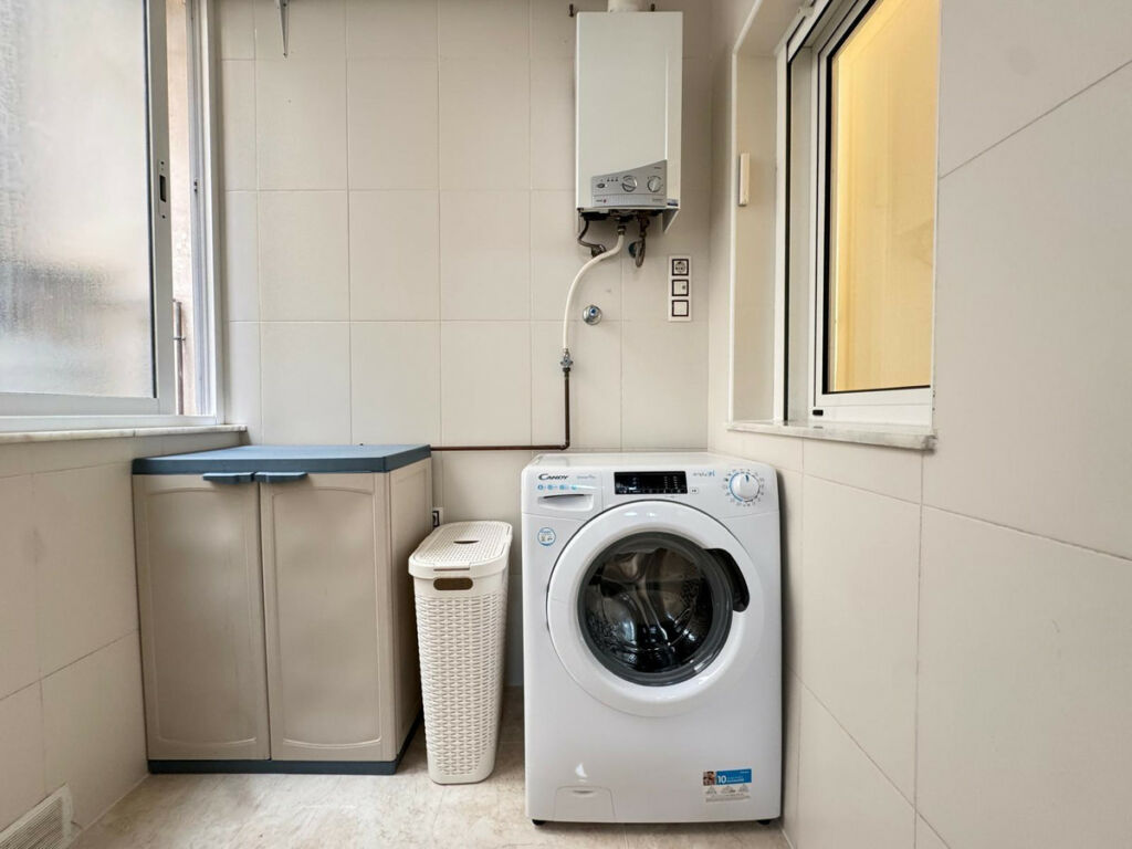 Middle Floor Apartment Torrevieja Alicante - image 20
