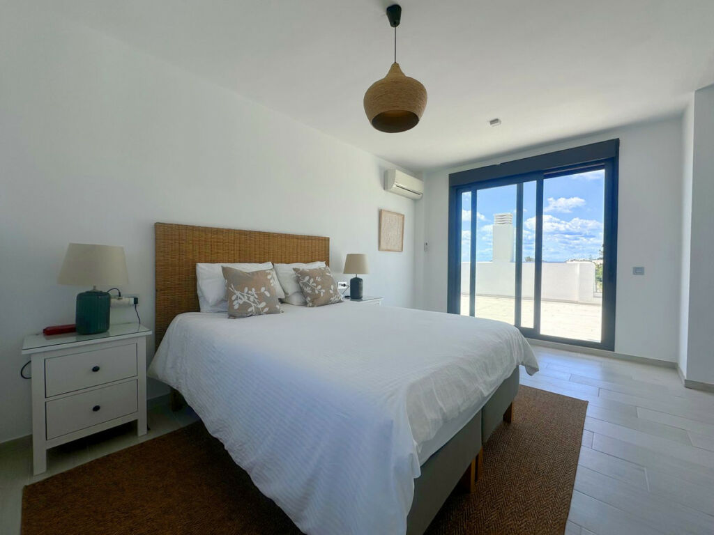 Penthouse Estepona Málaga - image 7
