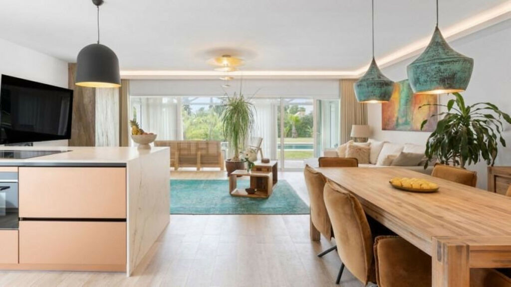 Detached Villa Marbella Málaga - image 20