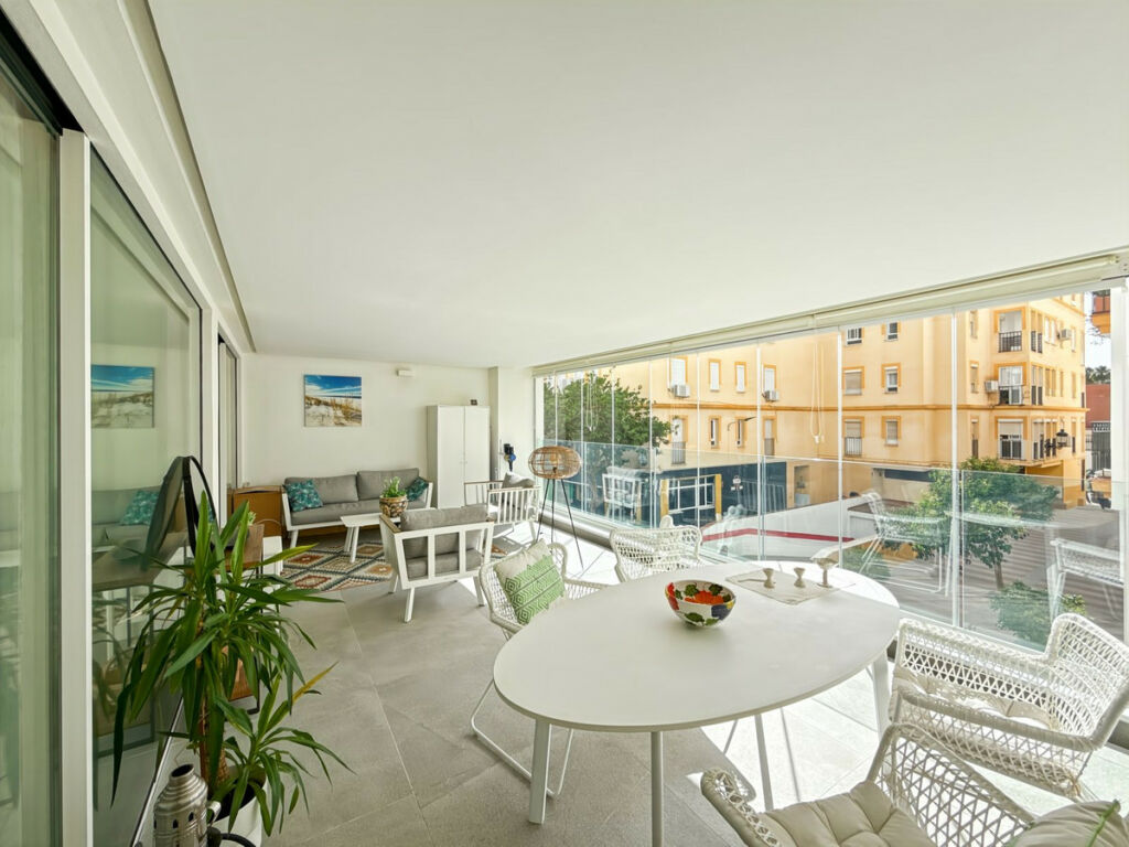 Middle Floor Apartment Estepona Málaga - image 20