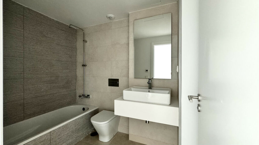 Semi-Detached House El Chaparral Málaga - image 20