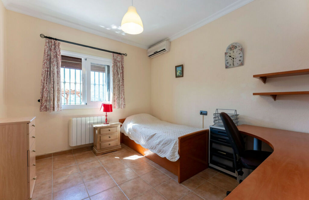 Detached Villa Alhaurín el Grande Málaga - image 20