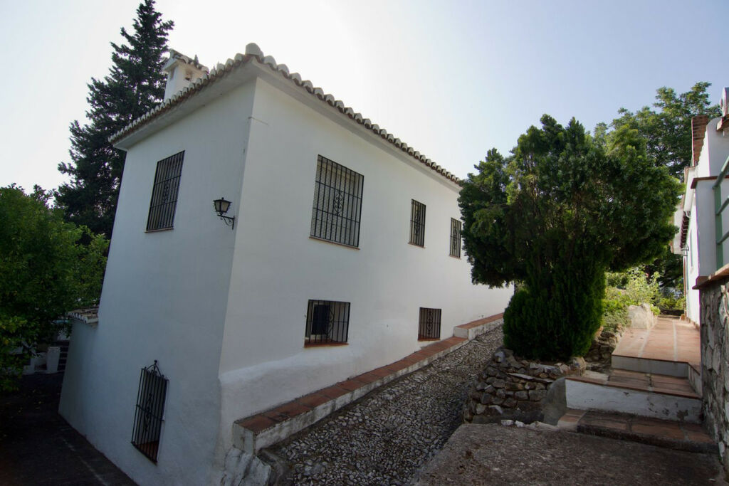 Detached Villa Alhaurín el Grande Málaga - image 20