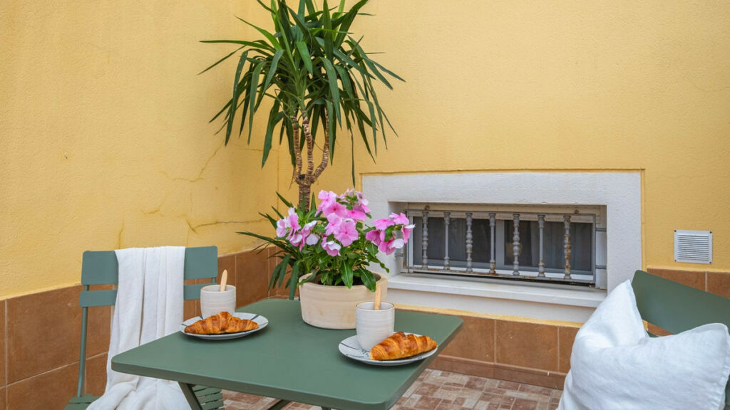Duplex Los Locos Alicante - image 20