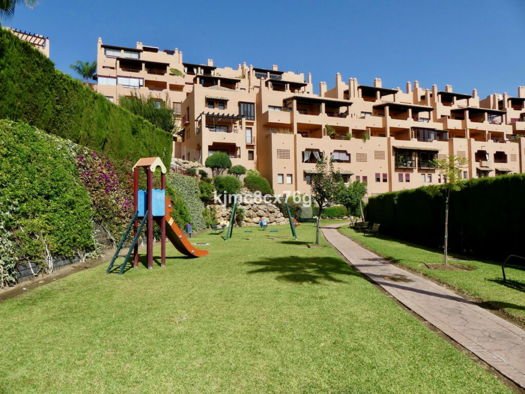 Duplex Calahonda Málaga - image 21