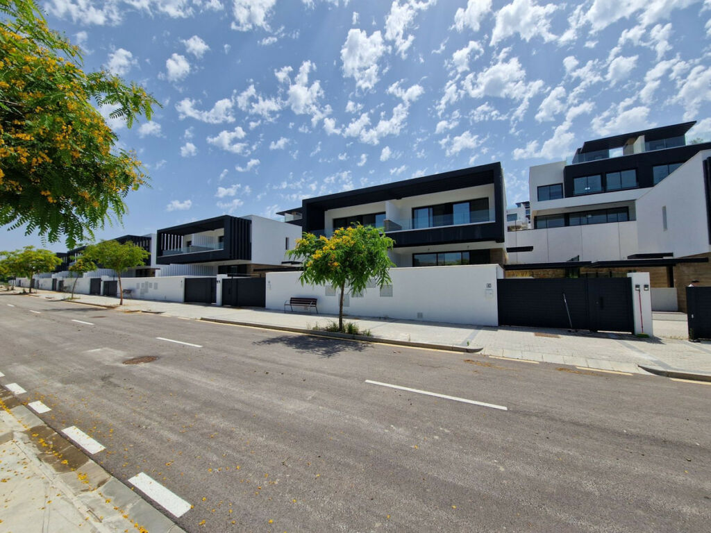 Semi-Detached House Atalaya Málaga - image 21