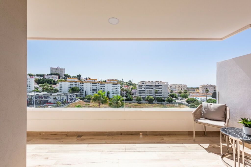 Middle Floor Apartment Nueva Andalucía Málaga - image 21