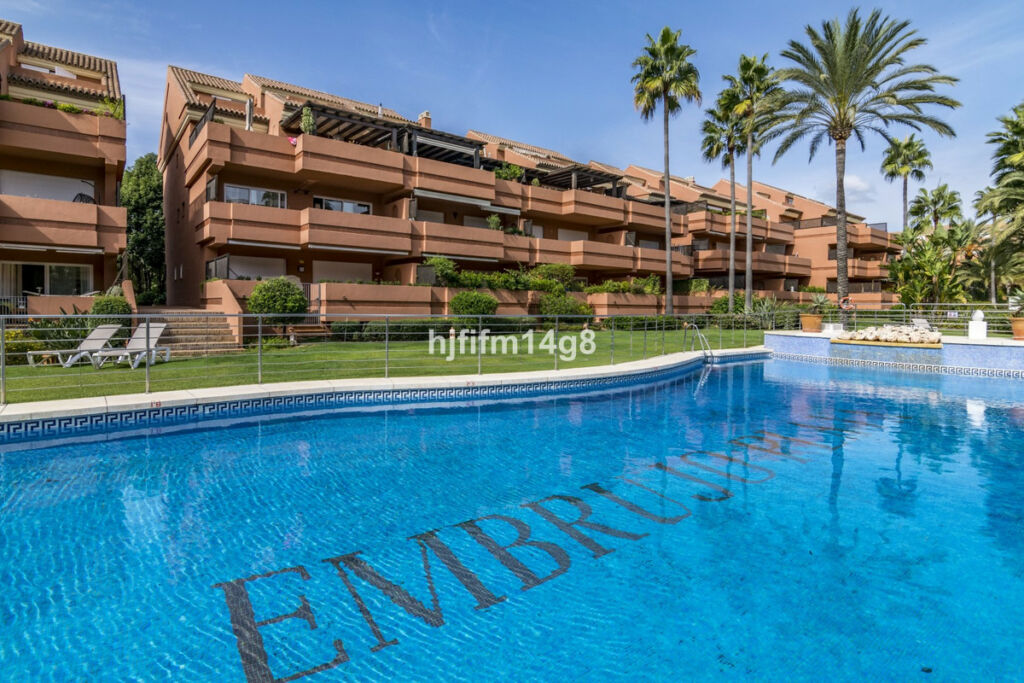 Ground Floor Apartment Puerto Banús Málaga - image 21