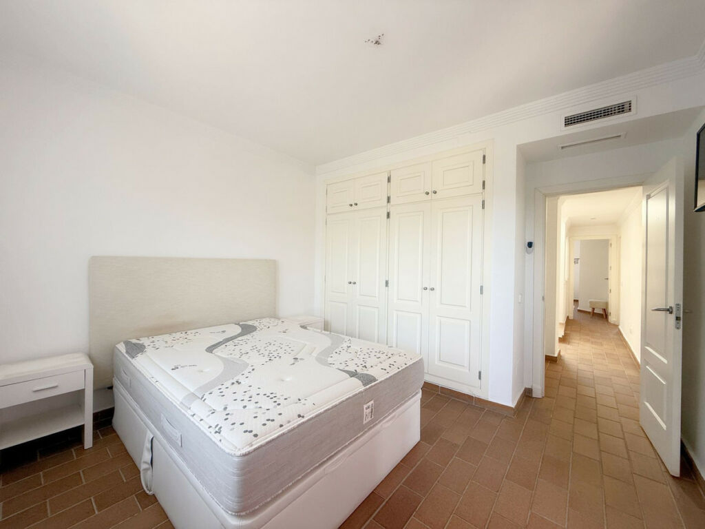 Townhouse Sotogrande Cádiz - image 21