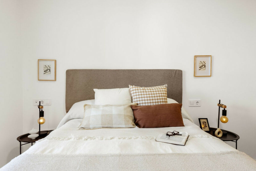Middle Floor Apartment Carvajal Málaga - image 16