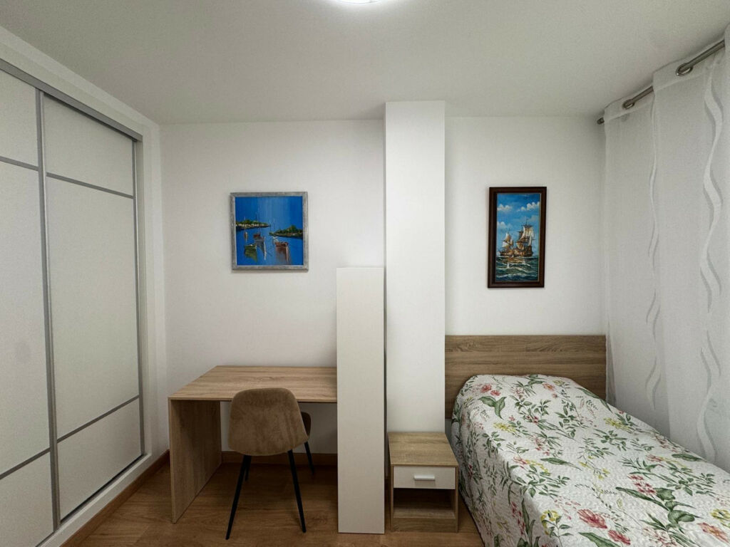 Middle Floor Apartment Torrevieja Alicante - image 21
