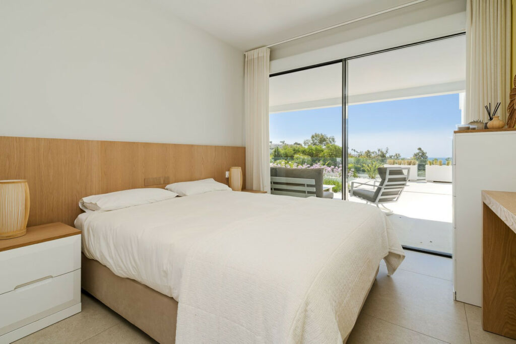 Middle Floor Apartment Benahavís Málaga - image 21