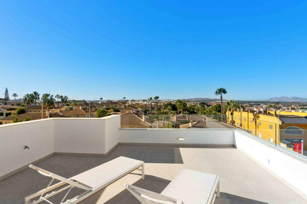 Detached Villa Rojales Alicante - image 21