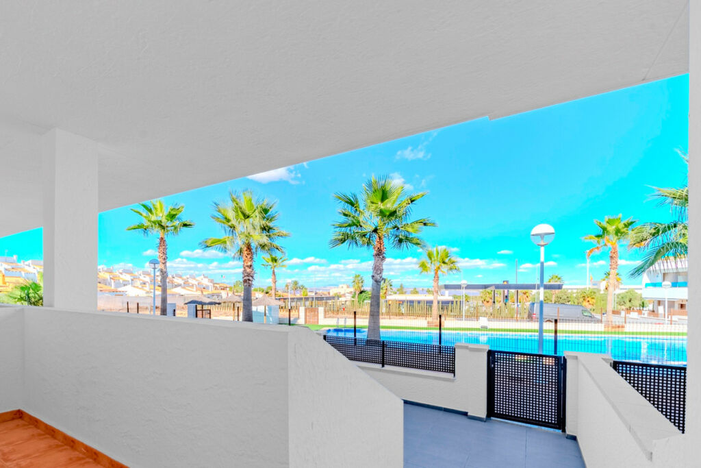 Townhouse Los Balcones Alicante - image 21