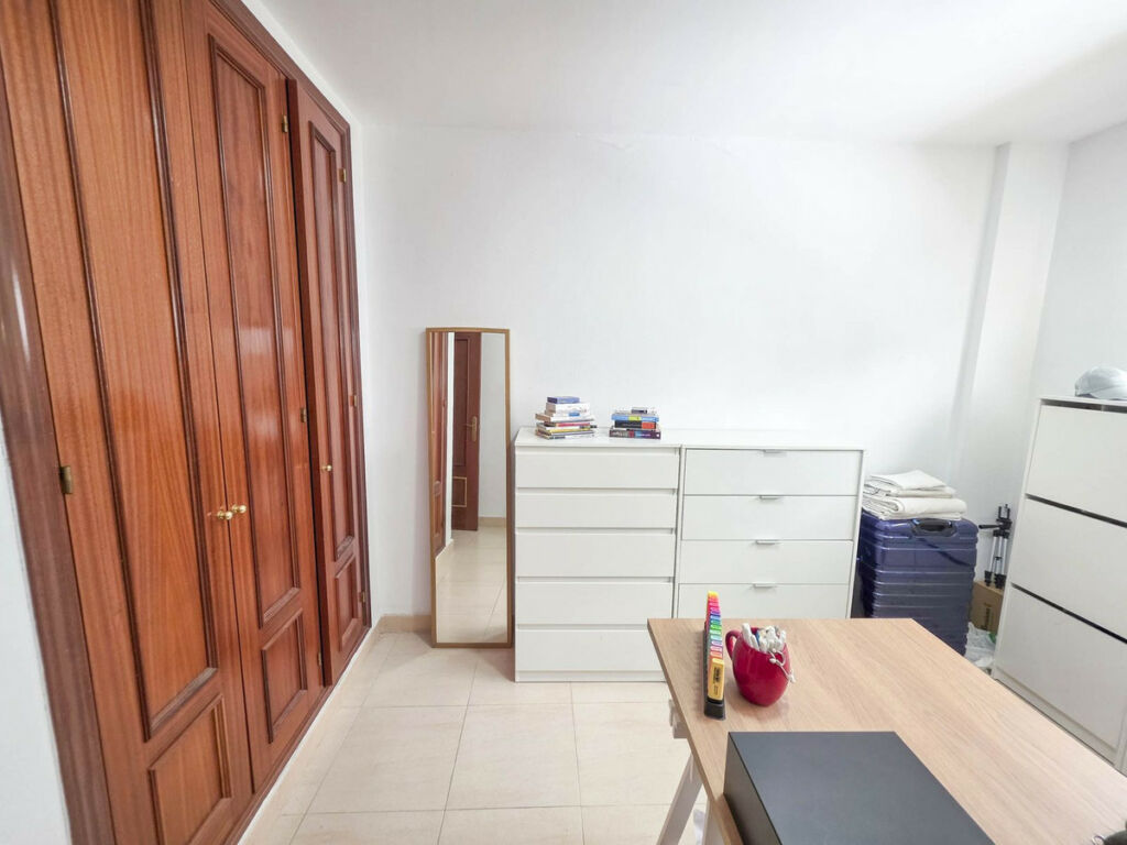 Middle Floor Apartment San Luis de Sabinillas Málaga - image 21