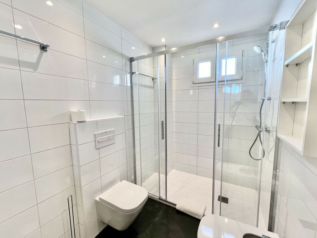Penthouse Calahonda Málaga - image 17