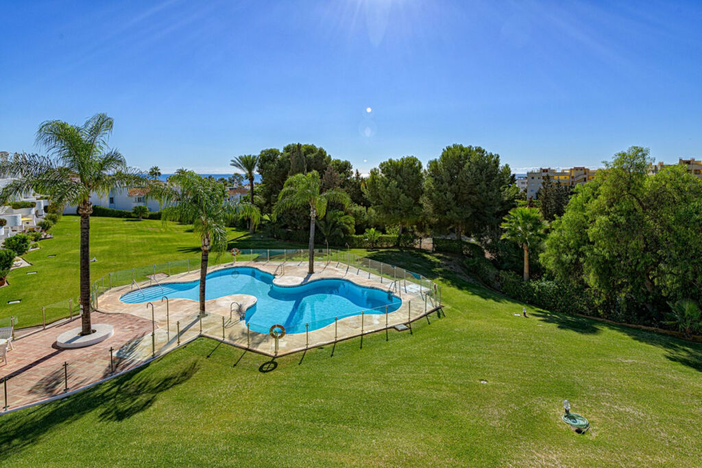 Penthouse Duplex Calahonda Málaga - image 21